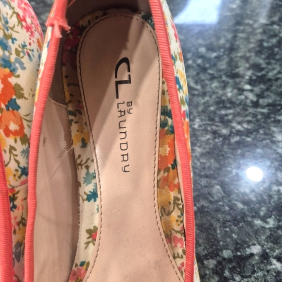 CL by Laundry Lifetime Floral Pump Heels Size 7 M - Picture 3 of 7